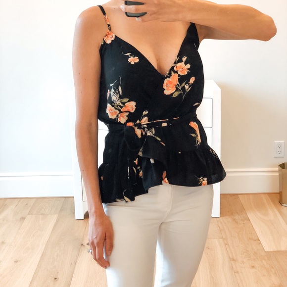 🟡 SALE! SOBE Black Floral Wrap Camisole - Picture 8 of 11
